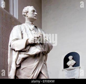 Cambridge, England, UK. Trinity College Chapel - the antichapel. Statue (1755) of Sir Isaac Newton Stock Photo