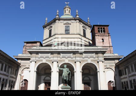 Saint Lawrence cathedral and the statue of Emperor Constantin in Milan Stock Photo
