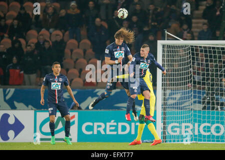 Paris, France. 11th Feb, 2015. French League Cup. Paris St Germain versus Nantes. David Luiz Moreira Marinho (psg) heads clear in front of Marco Verratti (psg) Credit:  Action Plus Sports/Alamy Live News Stock Photo