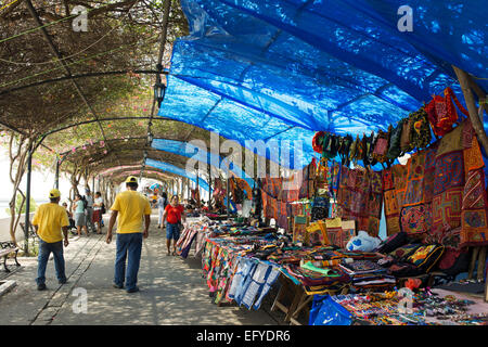 Kuna people sell their souvenirs and molas to the tourists. Panama City Casco Viejo kuna indian traditional handicraft items sel Stock Photo