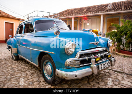 Vintage car, old road cruiser, historic centre, Trinidad, Sancti Spíritus Province, Cuba Stock Photo