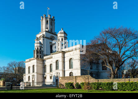 St George in the East is an Anglican church designed by Nicholas Hawksmoor in Stepney, East London Stock Photo