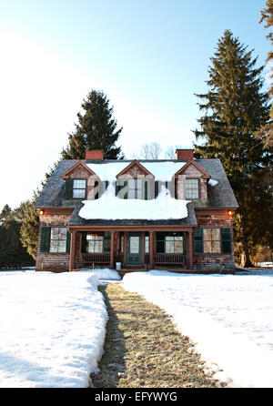 wilderness home in the wintertime Stock Photo