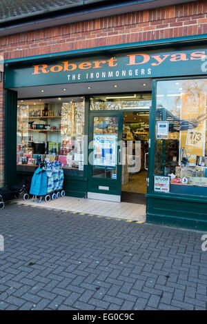 Robert Dyas shop front in the UK. Retail store Stock Photo - Alamy