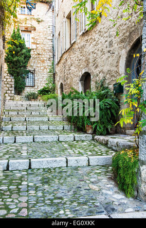 Houses and streets in the medieval city of Saint Paul de Vence, Alpes-Maritimes Department, Cote d’Azur, France Stock Photo