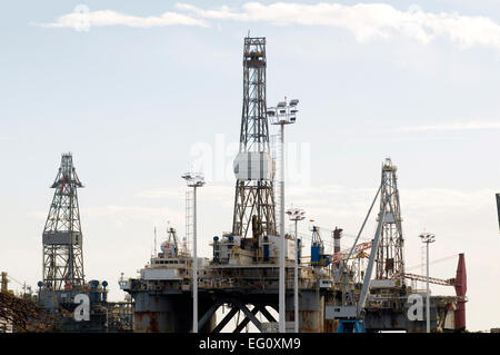 Mothballed oil rigs in Santa Cruz port on Tenerife, Canary Islands ...