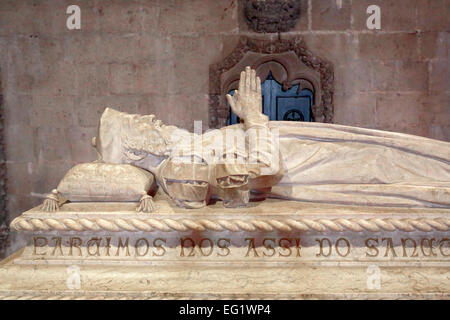 Tomb of navigator Vasco da Gama, Jeronimos monastery (Hieronymites Monastery), Church of Santa Maria, Lisbon, Portugal Stock Photo
