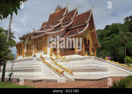 Wat Pa Huak (1861), Buddhist temple, Luang Prabang, Laos Stock Photo