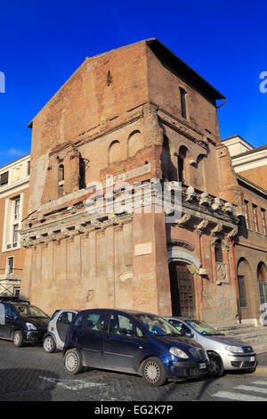 Medieval house Casa dei Crescenzi, Via di Ponte Rotto, Rome, Italy Stock Photo