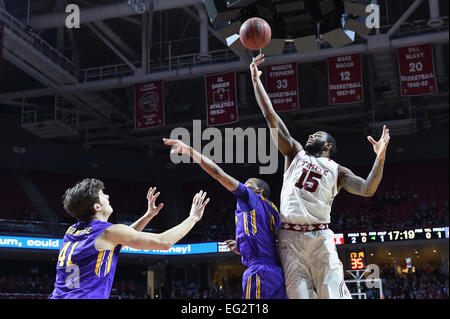 Philadelphia, PA, US. 14th Feb, 2015. Temple Owls forward JAYLEN BOND (15) goes for a rebound over an ECU player during the basketball game between the ECU Pirates and Temple Owls played at the Liacouras Center in Philadelphia, PA. Temple beat ECU 66-53. Credit:  Ken Inness/ZUMA Wire/Alamy Live News Stock Photo