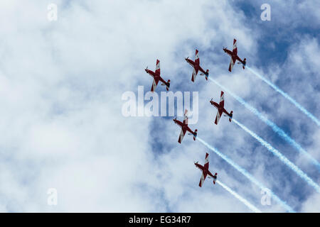 Royal Australian Air Force's Roulettes aerobatic display in Melbourne for Australia Day Stock Photo