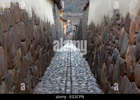 Inca stone walls and cobbled street, Ollantaytambo, Urubamba, Cusco, Peru