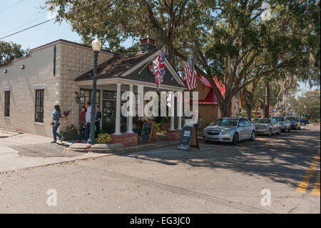 A view of the city Streets of the historical town of Mount Dora, Florida USA Stock Photo