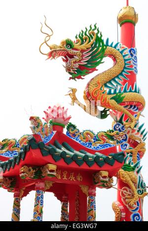 Dragon statue in Chinese temple Stock Photo