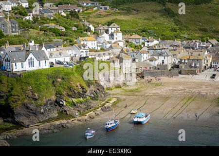 Harbor town of Port Isaac - featured in the TV series 'Doc Martin,' Cornwall, England, UK Stock Photo