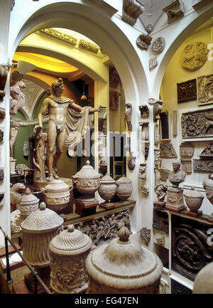 Interior of the Sir John Soane Museum in Lincolns Inn, London Stock Photo