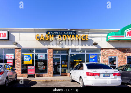 The exterior of Cash Advance, a tax filing and cash advance business storefront in Oklahoma City, Oklahoma, USA. Stock Photo