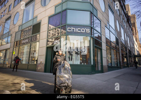 A Chico's women apparel store in New York is seen on Wednesday, February 11, 2015. Sycamore Partners is reported to be in talks to buy Chico's FAS Inc. Sycamore controls Aéropostale, Talbots and the Jones Group among other retailers.  (© Richard B. Levine) Stock Photo