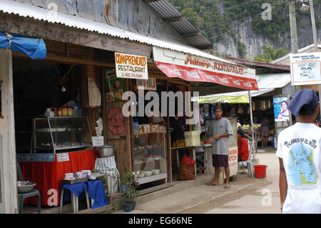 Bar, restaurants. Streets of the village El Nido. Philippines. El Nido (officially the Municipality of El Nido) is a first class Stock Photo