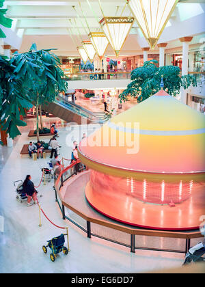 COSTA MESA, CA – OCTOBER 01: South Coast Plaza Mall in Costa Mesa Stock Photo: 78818239 - Alamy