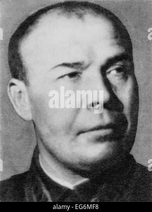 Soviet General Semyon Konstantinovich Timoshenko. Timoshenko lead ...