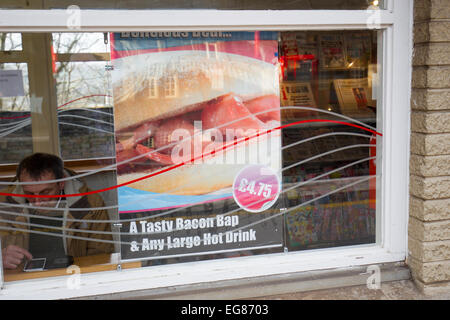 Cafexppresshop  -  Cafe express shop -Oxenholme Station Stock Photo