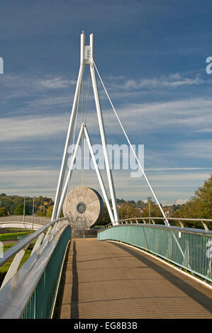 Millers Crossing cycle and pedestrian bridge across the River Exe at ...