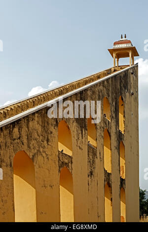 Observation deck, Jantar Mantar architectural astronomical observatory, Jaipur, Rajasthan, India Stock Photo