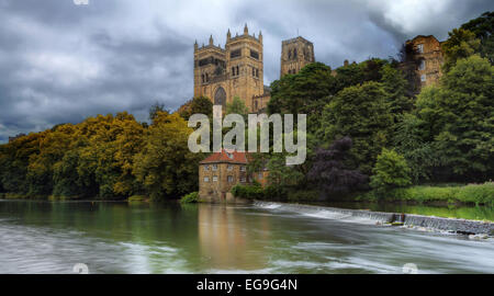 UK, England, Durham Cathedral Along River Wear Stock Photo