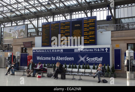 Aberdeen Railway Station Concourse Stock Photo