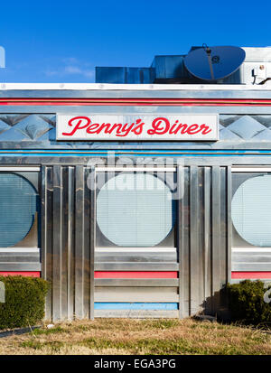 Penny's Diner at the Oak Tree Inn, a traditional railroad car style diner in Alpine, Texas, USA Stock Photo