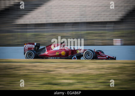 Montmelo, Catalonia, Spain. 20th Feb, 2015. Kimi Raikkonen (FIN) drives in a Ferrari during day two of Formula One pre-season testing at Circuit de Barcelona - Catalunya Credit:  Matthias Oesterle/ZUMA Wire/ZUMAPRESS.com/Alamy Live News Stock Photo