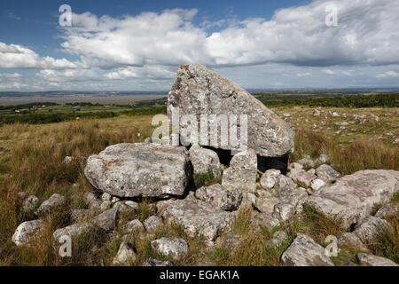 Arthur's Stone (Maen Ceti, Maen Cetty ) Neolithic chambered dolmen, Gower Peninsula, Swansea, West Glamorgan, Wales, United King Stock Photo