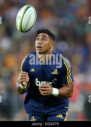 Dunedin, New Zealand. 21st Feb, 2015. Highlanders Malakai Fekitoa warms up during the Super 15 rugby match between the Highlanders and the Crusaders at Forsyth Barr Stadium, Dunedin, Saturday, February 21, 2015. Credit:  Action Plus Sports/Alamy Live News Stock Photo