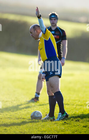 Referee Chris Busby during the Heineken Champions Cup, Pool A match at  Coventry Building Society Arena, Coventry. Picture date: Saturday January  15, 2022 Stock Photo - Alamy