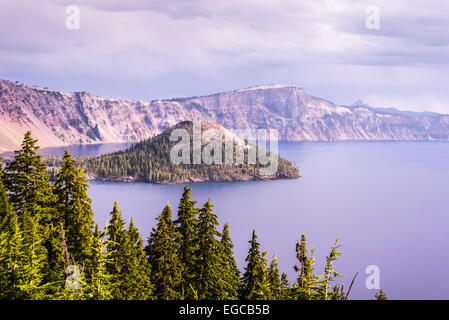 Early morning light on Wizard Island.  Crater Lake National Park, Oregon, United States. Stock Photo