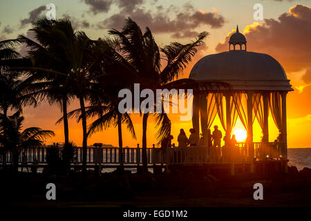 Wedding pavilion at Varadero beach with sunset in the Paradisus Varadero Resort & Spa hotel complex, Varadero, Matanzas, Cuba Stock Photo