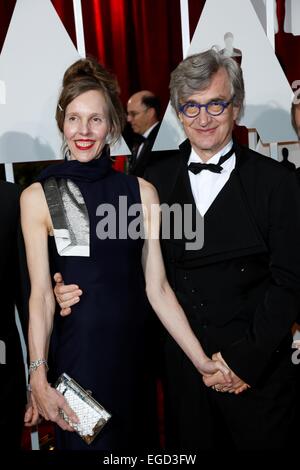 German director Wim Wenders and wife Donata Wenders attend the 87th Academy Awards, Oscars, at Dolby Theatre in Los Angeles, USA, on 22 February 2015. Photo: Hubert Boesl - NO WIRE SERVICE - © dpa picture alliance/Alamy Live News Credit:  dpa picture alliance/Alamy Live News Stock Photo