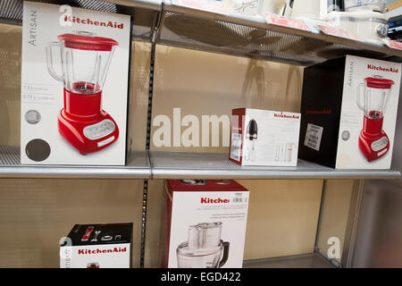 Kitchenaid store hi-res stock photography and images - Alamy