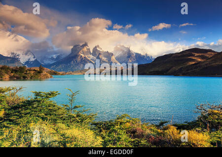 Chile, Patagonia, Torres del Paine National Park (UNESCO Site), Cuernos del Paine peaks and Lake Pehoe Stock Photo