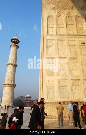 tourist entering inside of taj mahal agra india Stock Photo