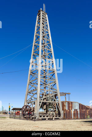 Sant Rita #2, an old 1923 drilling rig, Permian Basin Petroleum Museum, Midland, Texas, USA Stock Photo