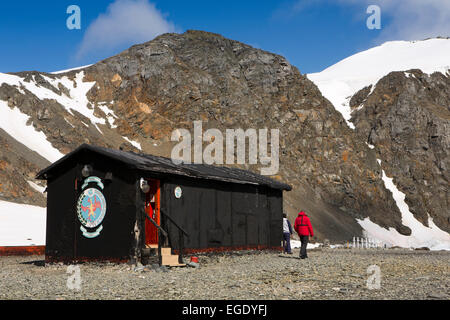 South Orkney Islands, Laurie Island, Orcadas base magnetic observation hut Stock Photo