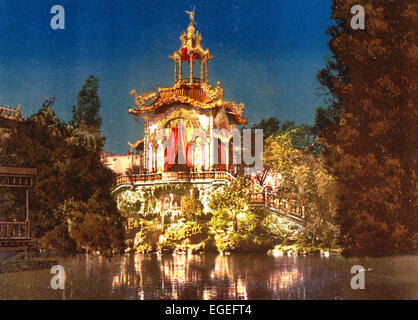 The Palace Lumineux, night, Exposition Universal, 1900, Paris, France Stock Photo