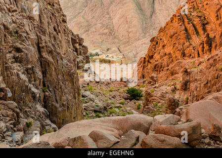 View at St. Catherine's monastery from Monks Path. St Catherine's monastery, Sinai Peninsula, lies at the foot of Mount Sinai Stock Photo