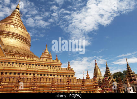 Shwe ze gong Temple, Bagan. Burma Stock Photo