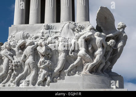Detail of figures sculpted around the base of the General Maximo Gomez monument, Parque Martires del 71, Havana, Cuba. Stock Photo