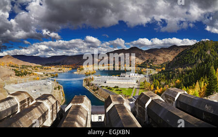 Lake Benmore hydroelectric dam, New Zealand Stock Photo