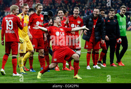 Leverkusen's Kyriakos Papadopoulos (M) celebrates the victory with team during the Champions League match between Bayer 04 Leverkusen and Atletico Madrid, Bayarena in Leverkusen on February 25, 2015. Stock Photo