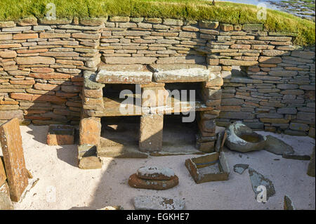 The neolithic village ruins of Skara Brae, circa 2,500,  a UNESCO World Heritage Site. Orkney, Scotland Stock Photo